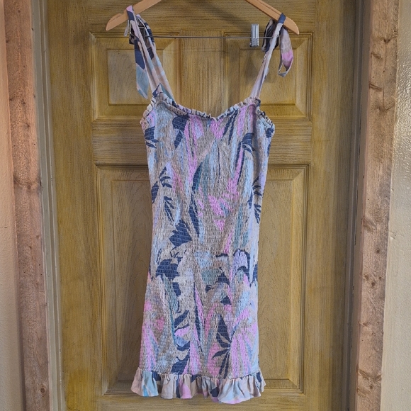 saltwater LUXE Dresses & Skirts - Saltwater Luxe Smocked Mini Dress Mulitcolor With Bounce Ruffle Hemline Size Med